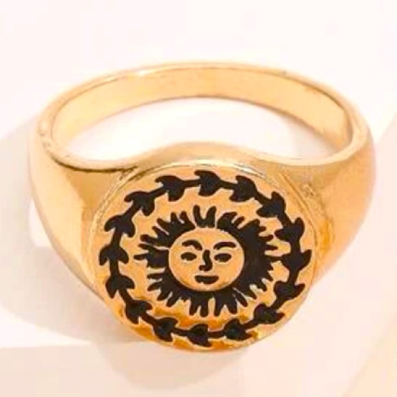 Gold Sun Ring - Picture 1 of 3